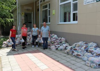În perioada de pandemie UN Women Moldova continuă să susțină Comunitatea Romă din zona de nord a țării cu pachete alimentare