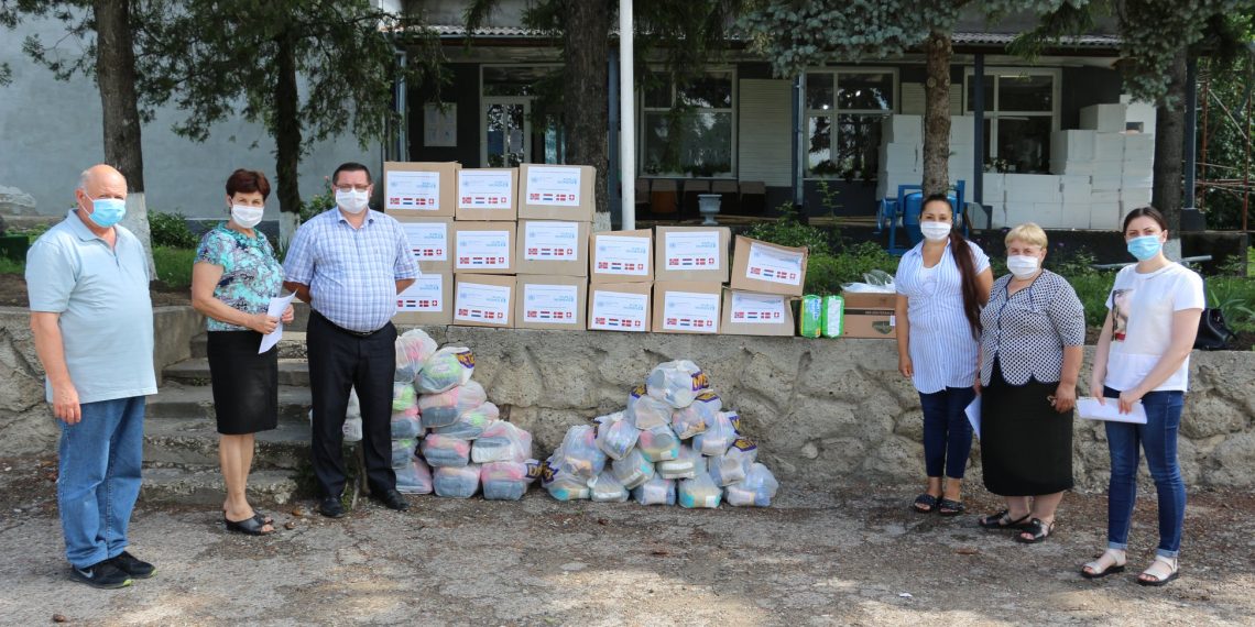 În perioada de pandemie Primaria comunei Danu împreună cu mediatorul comunitar prin intermediul A.O. Artemida cu suportul UN Women Moldova susține Comunitatea Romă cu produse igienice și pachete alimentare și echipa multidisciplinară cu echipament de protecție și dezinfectanți.