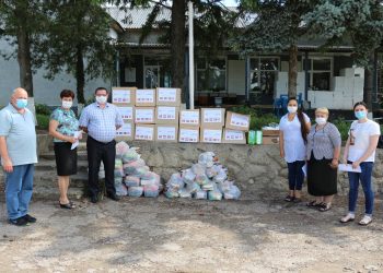 În perioada de pandemie Primaria comunei Danu împreună cu mediatorul comunitar prin intermediul A.O. Artemida cu suportul UN Women Moldova susține Comunitatea Romă cu produse igienice și pachete alimentare și echipa multidisciplinară cu echipament de protecție și dezinfectanți.