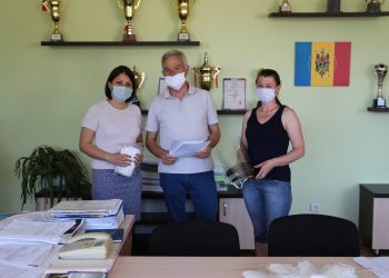 În perioada de pandemie UN Women Moldova prin intermediul A.O. Artemida susține echipele multidisciplinare din localitățile Şuri, Drochia,Maramonovca, Tîrnova, Dondușeni, Comuna Pervomaiscoe, Comuna Antoneuca, Drochia și Țarigrad cu echipament de protecție și dezinfectant.
